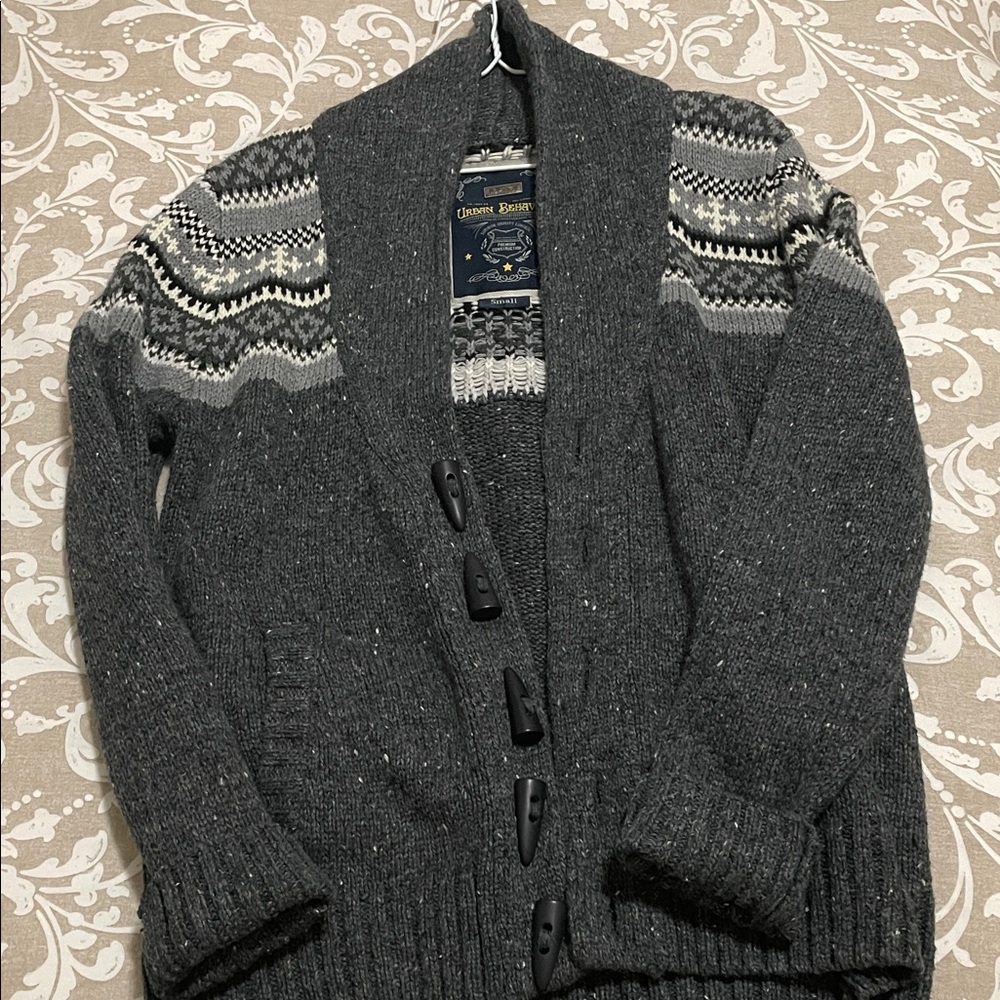 Gray Patterned Men's Sweater